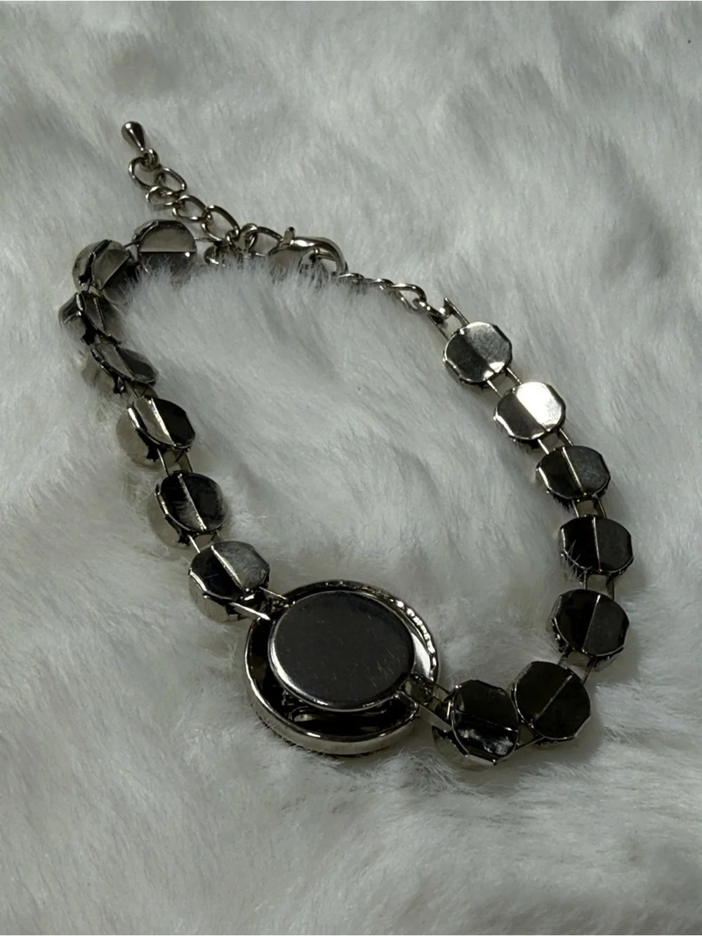 Gucci upcycled Silver-Tone Bracelet with monogram Woven Medallion